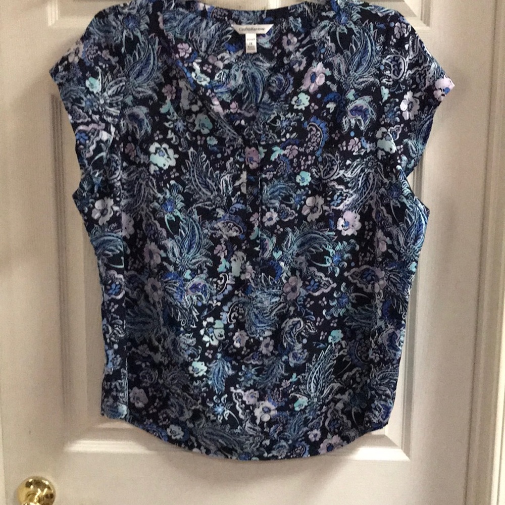 (C) Croft&barrow shirt size XL